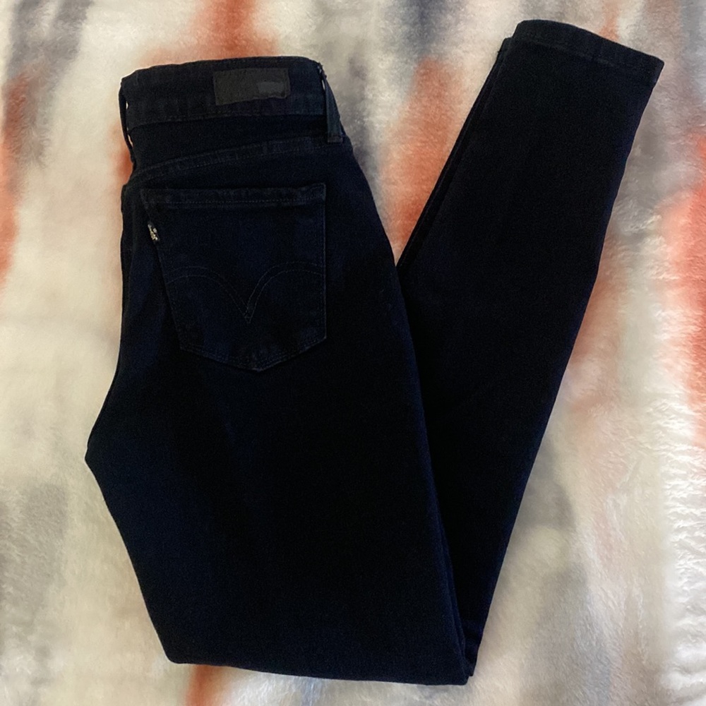 NWOT Levi’s jeans size 4M